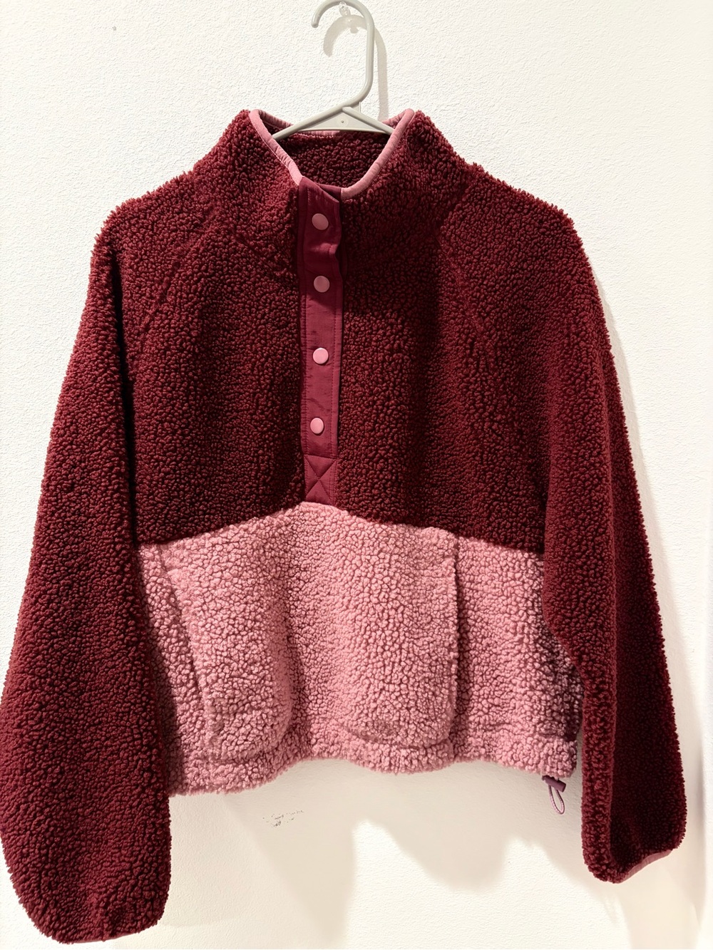 Old Navy Cozy Two-Tone Sherpa Pullover - Wine & Blush Pink